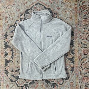 Columbia Light Gray Fleece Jacket